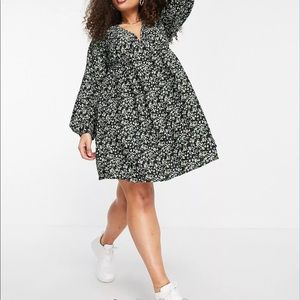 v-neck mini dress in blue floral